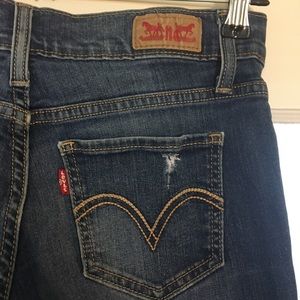 Distressed Levi Jeans!